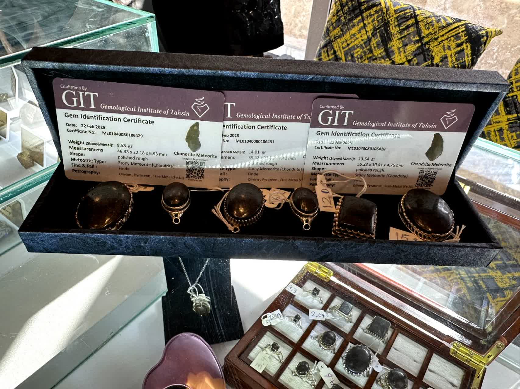 بازار شهاب سنگ