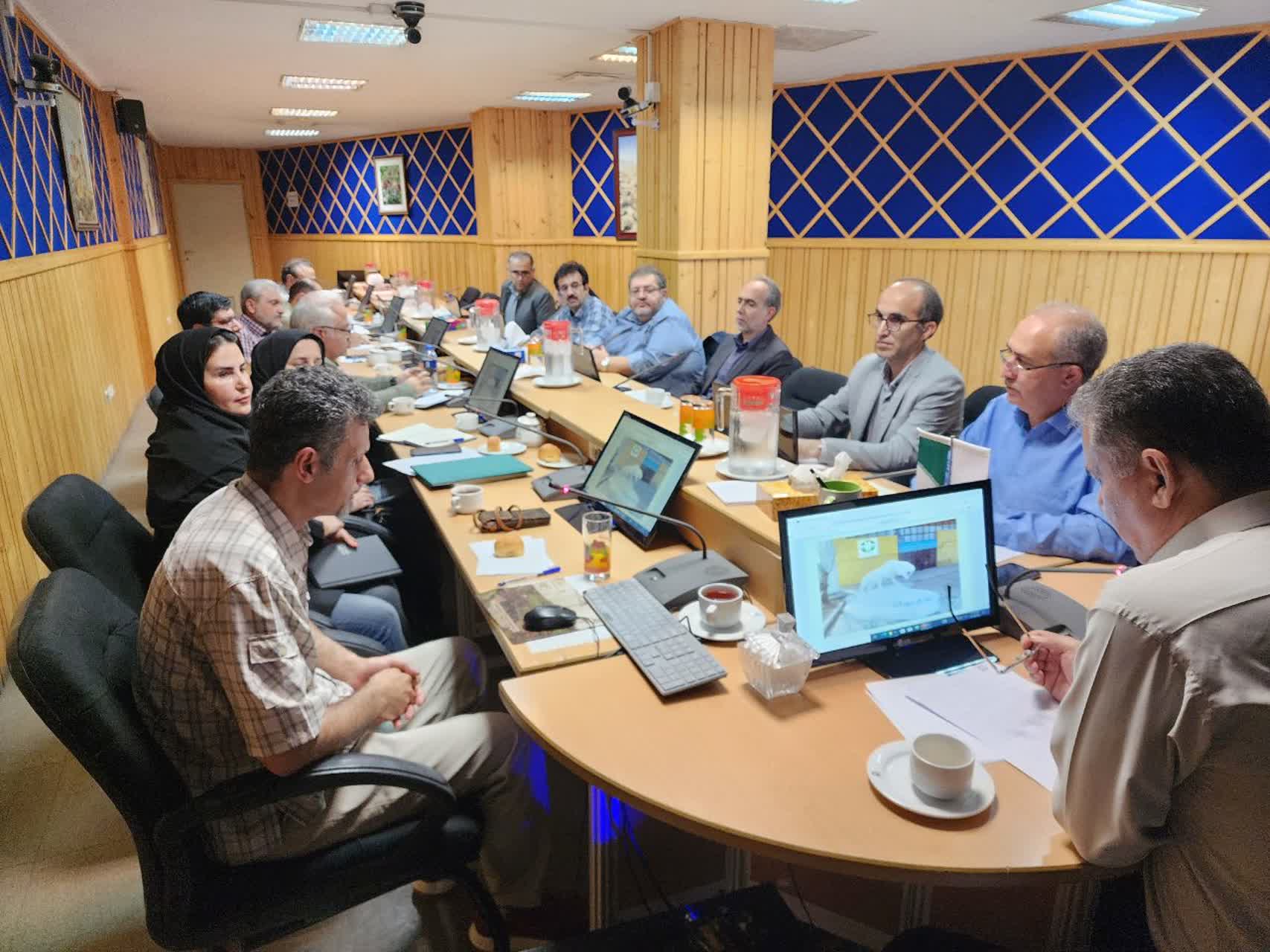 نخستین جلسه کمیته تخصصی تنوع زیستی دیرینه و پدیده‌های زمین‌شناختی